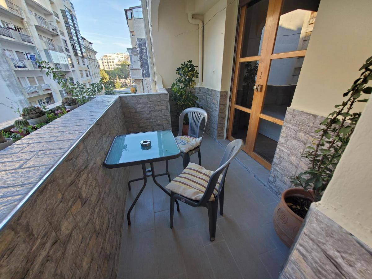 Beautiful Apartement In The Heart Of Tangier Exterior photo